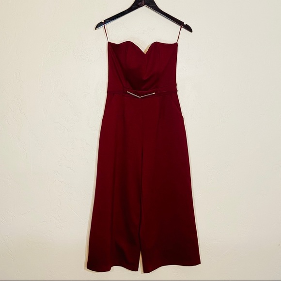 Have burgundy sweetheart neckline romper sz M - Picture 4 of 13